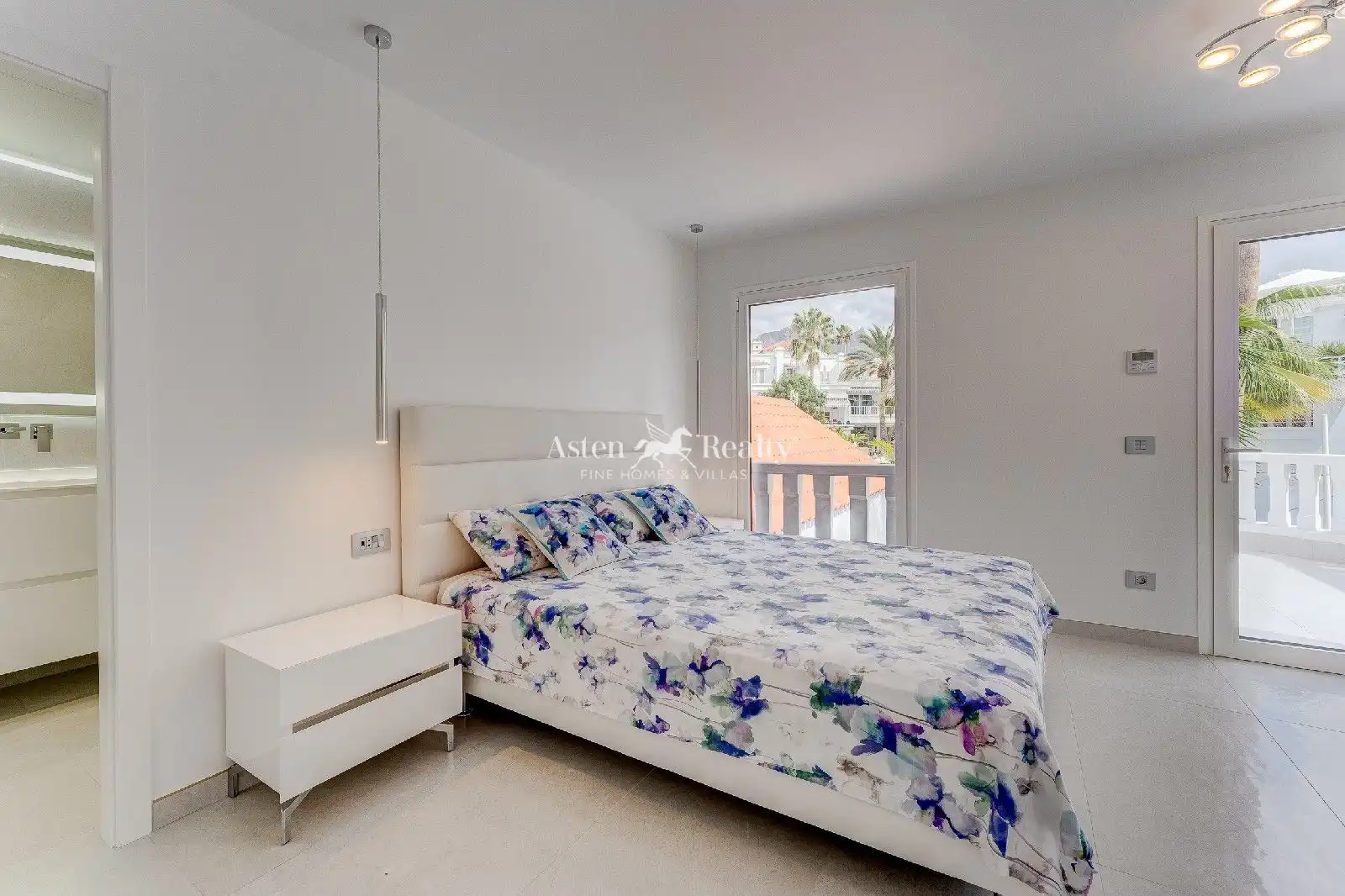 Bedroom of Detached homes for sale in Adeje  with Air Conditioner, Terrace and Swimming Pool