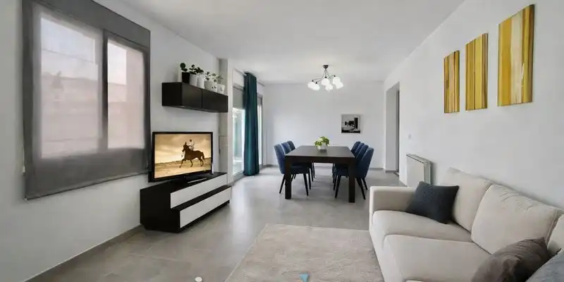 Wohnzimmer von Wohnung zum Verkauf in Montblanc mit Privatgarten
