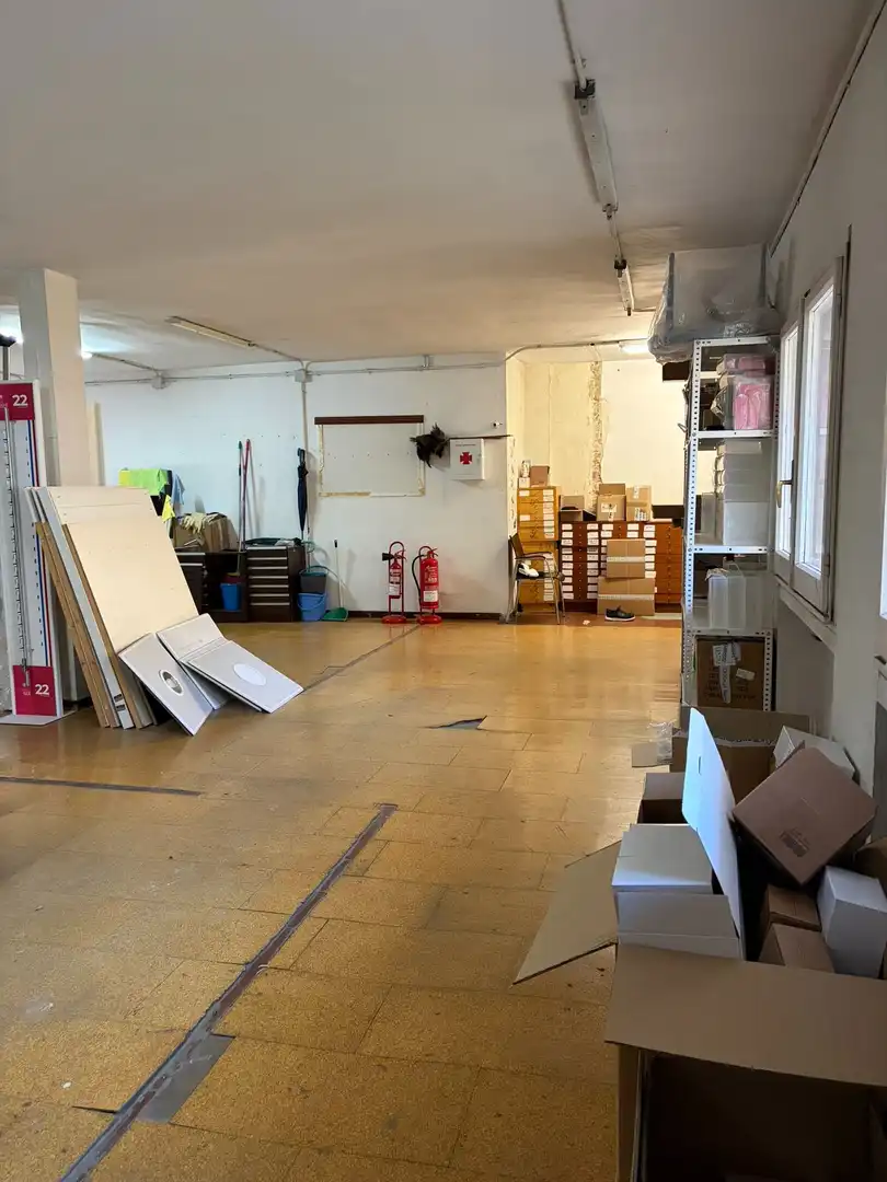 Gewerbefläche zum Verkauf in Centro, imagen 5
