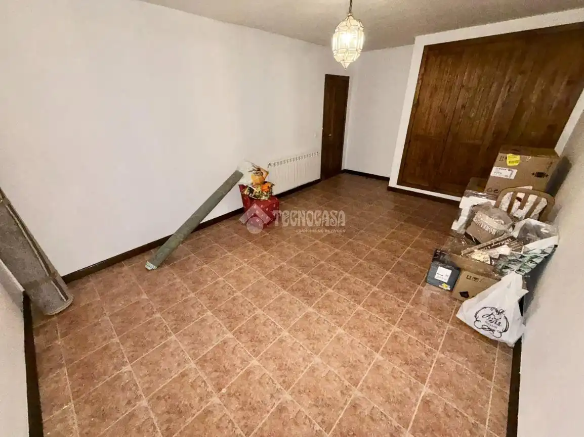 Casa o xalet en venda en Valdeaveruelo amb Aire condicionat, Calefacció i Terrassa