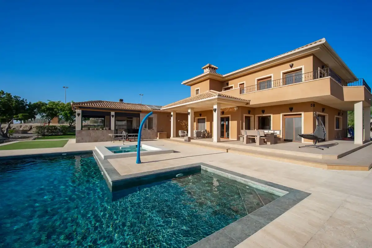 Haus zum Verkauf in Orihuela ciudad
