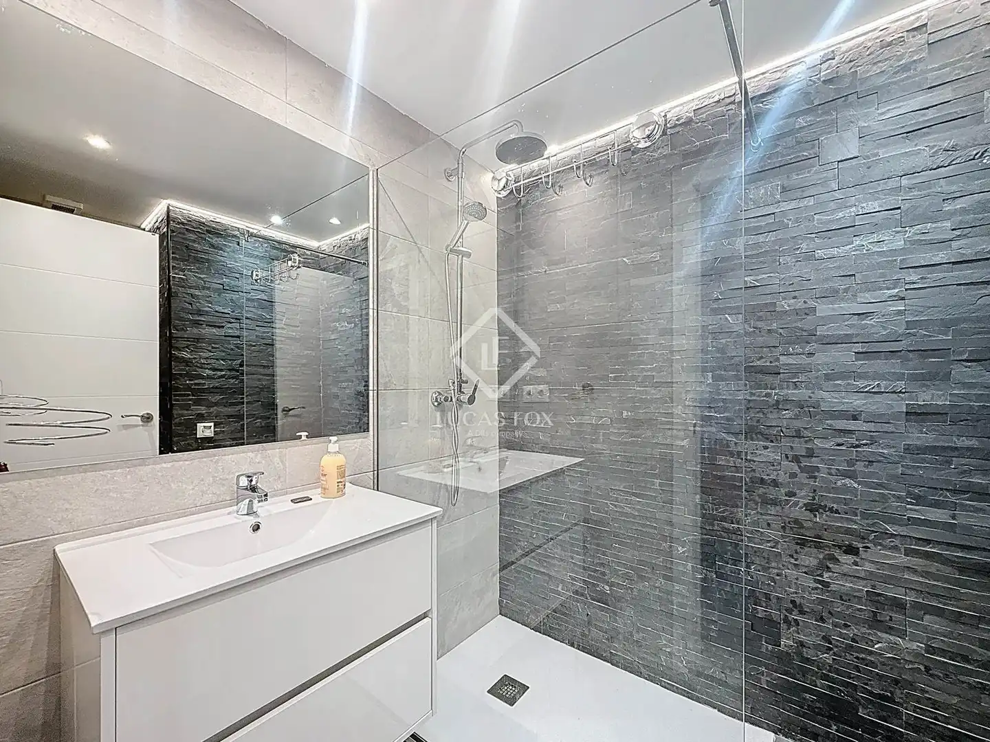 Appartement avec ascenseur à louer à Canillo pueblo, imagen 9