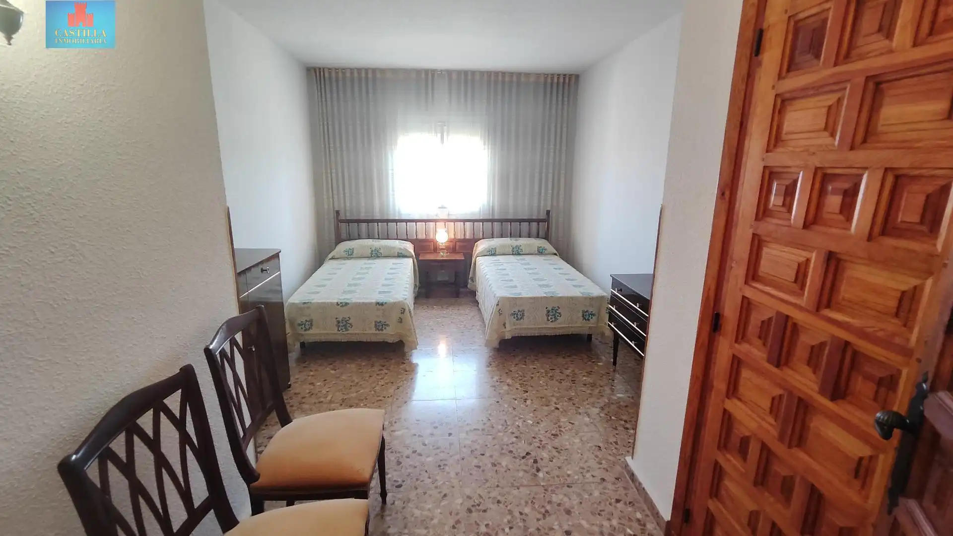 Habitación de Piso en venta en El Barraco  con Calefacción, Terraza y Amueblado