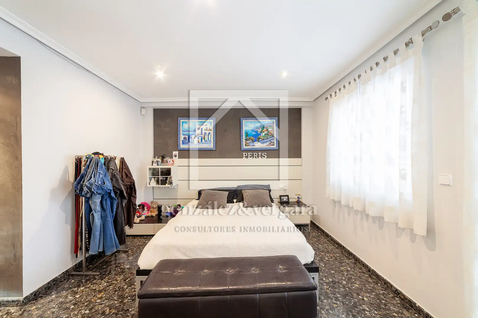 Habitación de Casa adosada en venta en Alzira con Aire acondicionado, Calefacción y Terraza