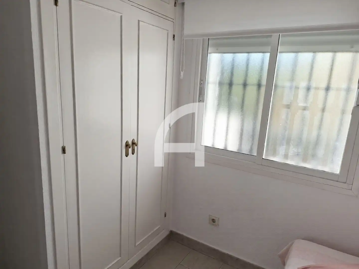 Habitación de Piso en venta en Torremolinos con Aire acondicionado, Calefacción y Terraza
