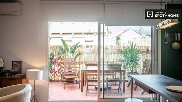 Piso en Alquiler en El Poble Sec - Parc de Montjuïc