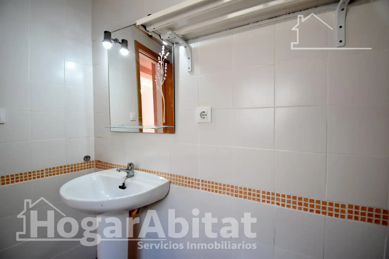 Baño de Piso en venta en Bellreguard con Aire acondicionado, Calefacción y Terraza