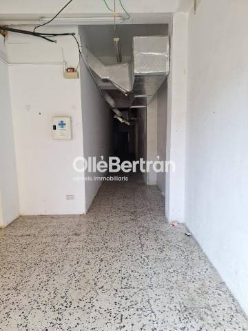Local comercial en Alquiler en de Cortit en La Sagrera