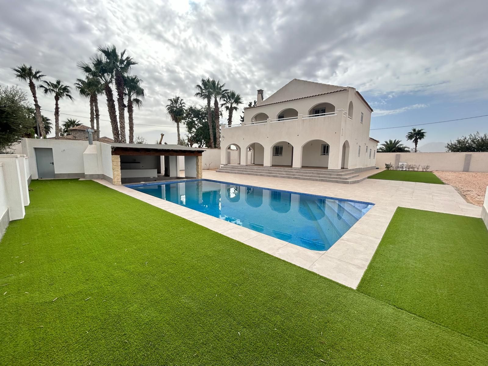 Piscina de Finca rústica en venta en Catral con Aire acondicionado, Calefacción y Jardín privado