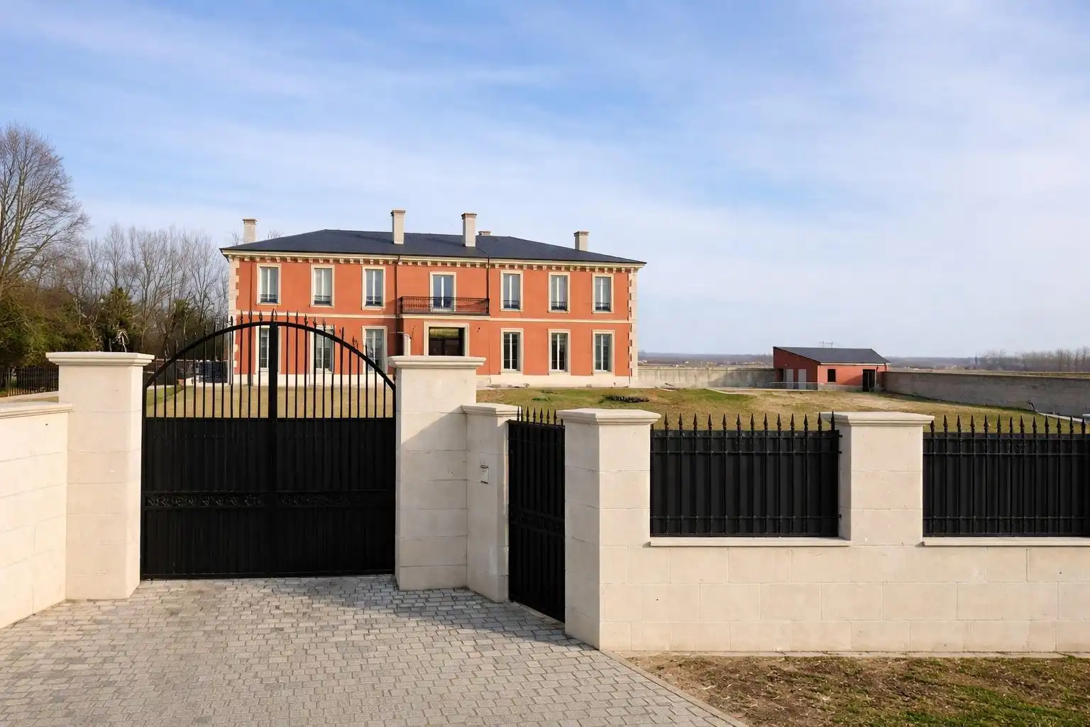 Villa con piscina in vendita a Villamayor