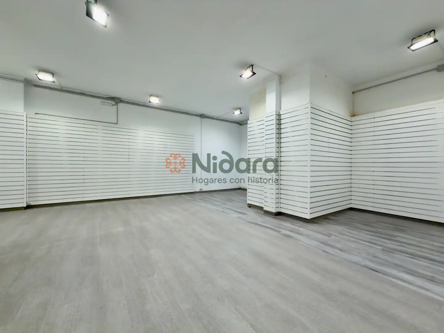 Local comercial de lloguer a Carrer de Floridablanca, imagen 17