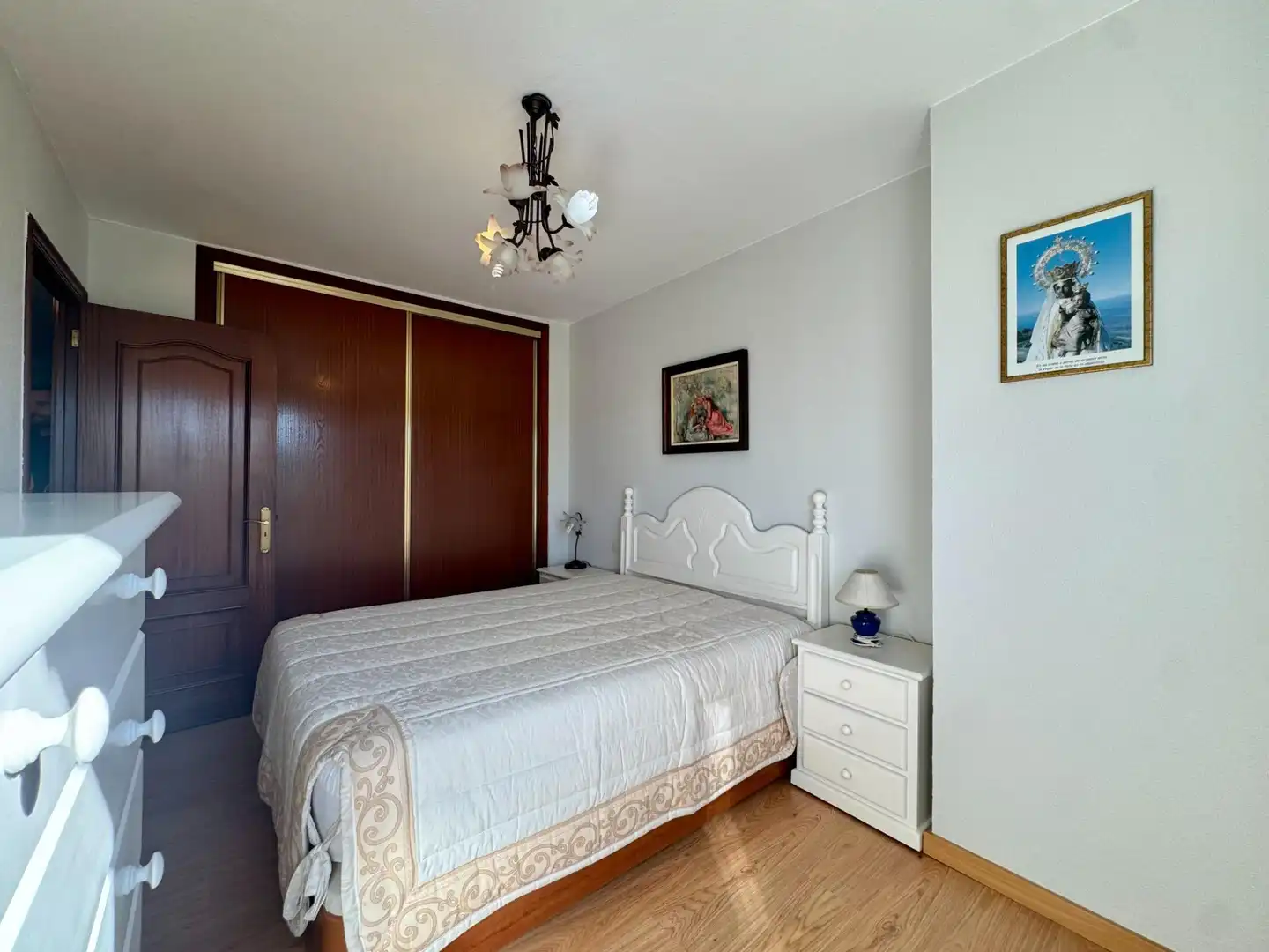 Habitación de Piso en venta en Vigo  con Calefacción y Trastero