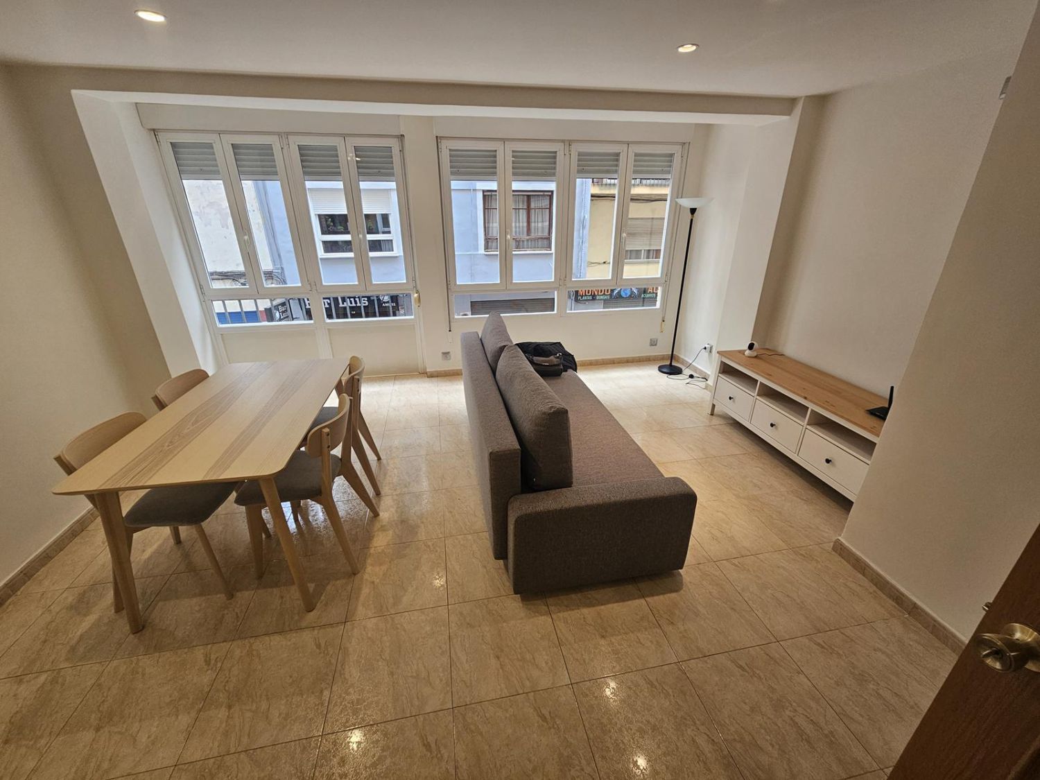 Piso de alquiler en RAMÓN LULL, Hospital - Plaza del Real