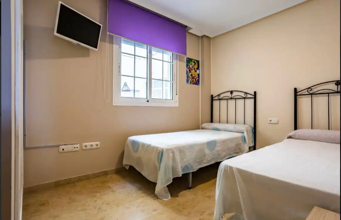 Habitación de Piso de alquiler en Roquetas de Mar con Aire acondicionado, Calefacción y Terraza