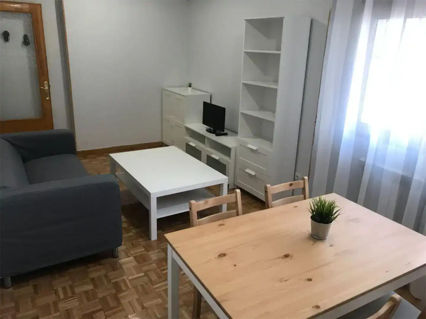 Sala d'estar de Pis en venda en Circular