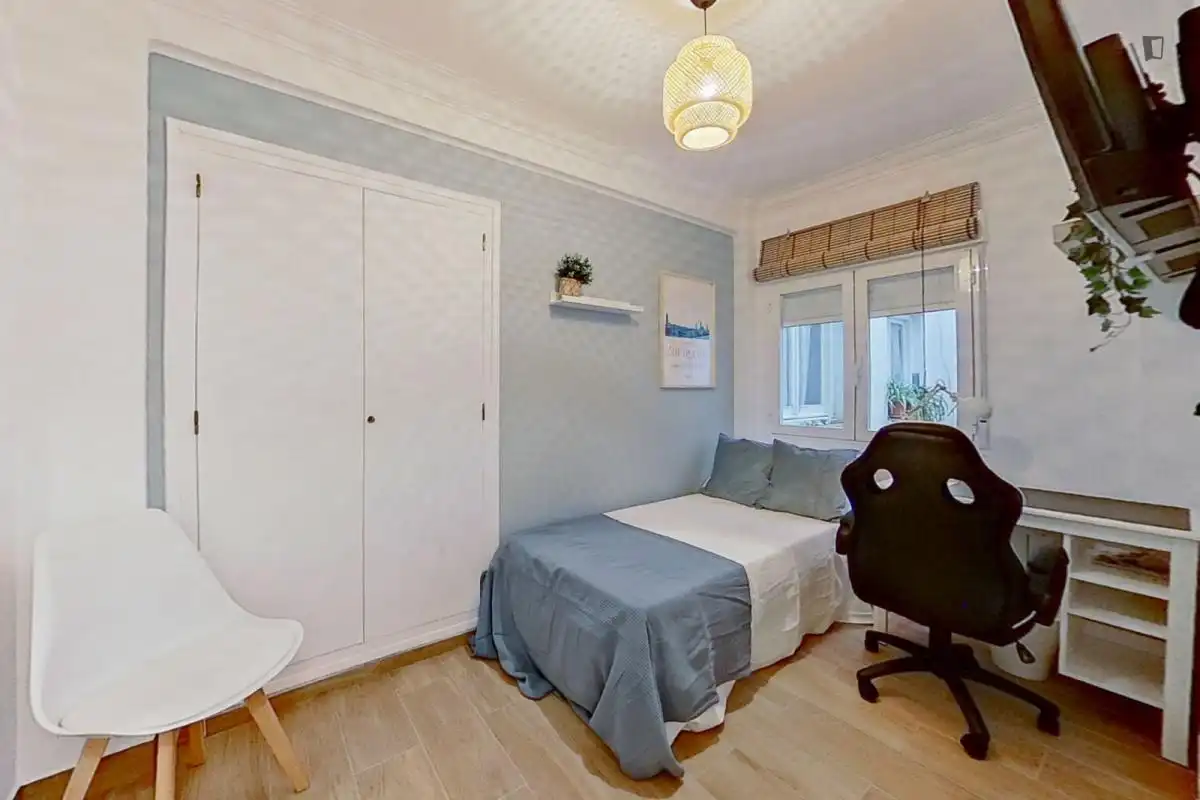 Schlafzimmer von Wohnungen zur untervermieten in Zaragoza mit Heizung, Möbliert und Waschmaschine