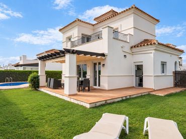 Casa amb piscina en venda a La Torre Golf