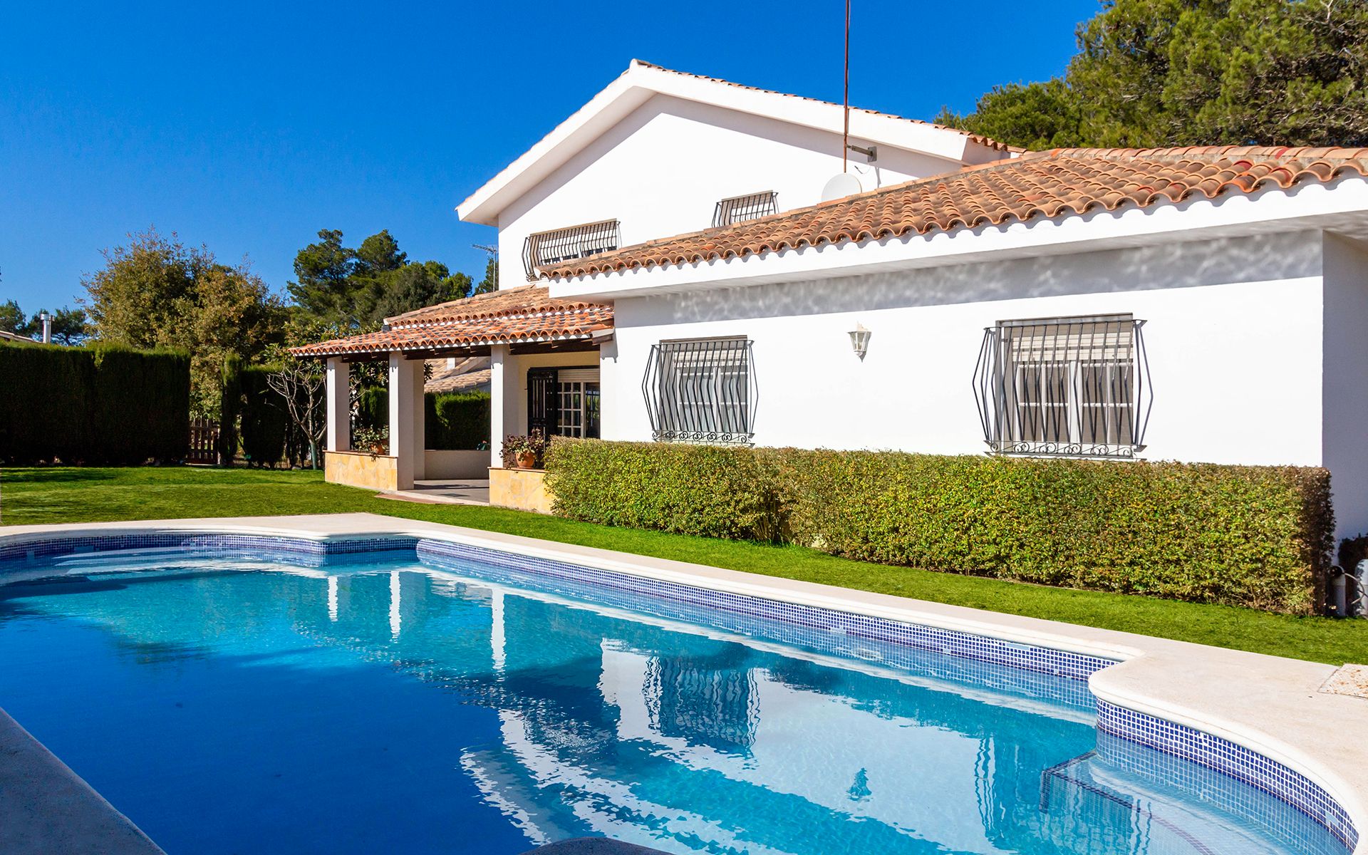 Swimming pool of House or chalet for sale in Mediona  with Heating, Private garden and Swimming Pool