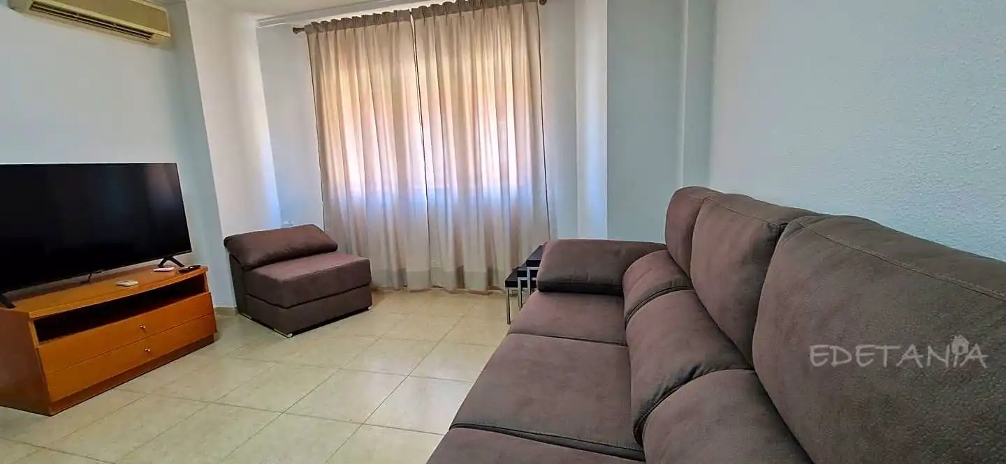 Room in Moncada, Valencia