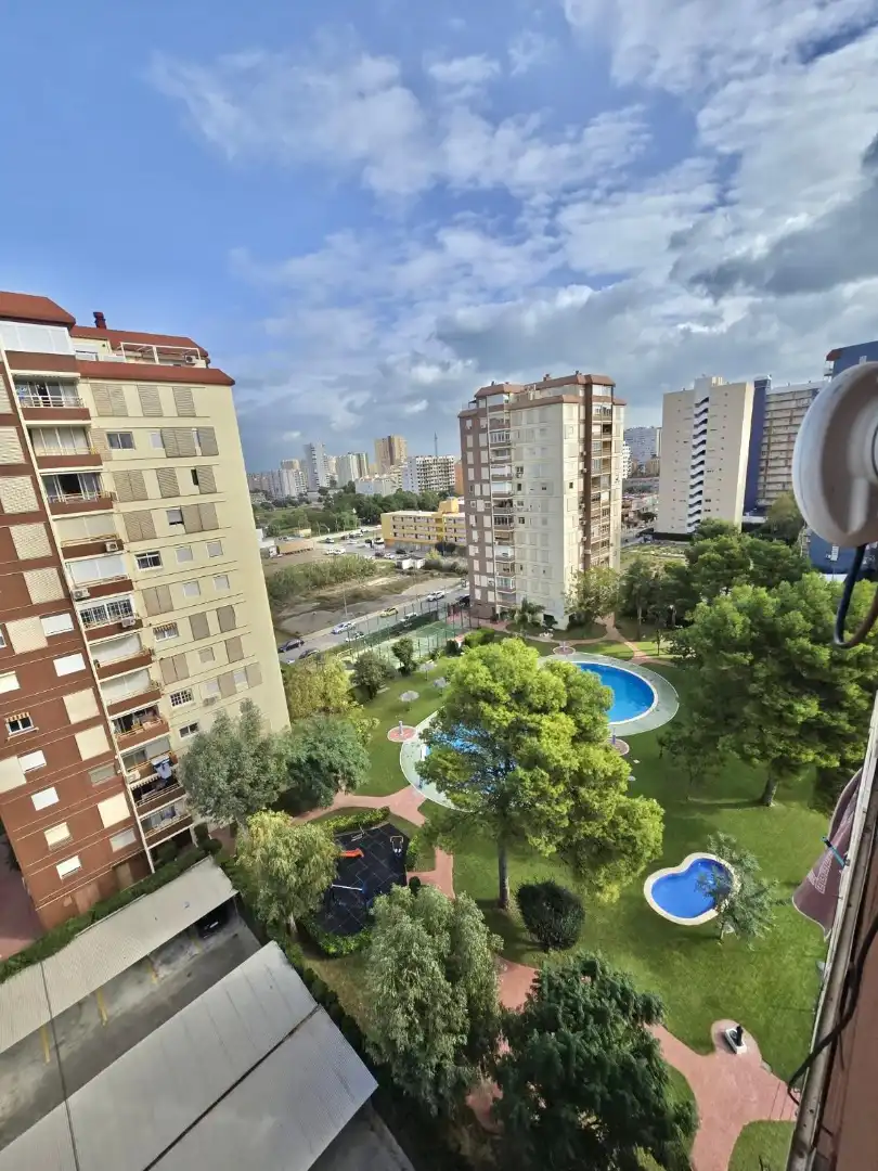 Vista exterior de Piso de alquiler en La Pobla de Farnals con Aire acondicionado, Amueblado y Horno
