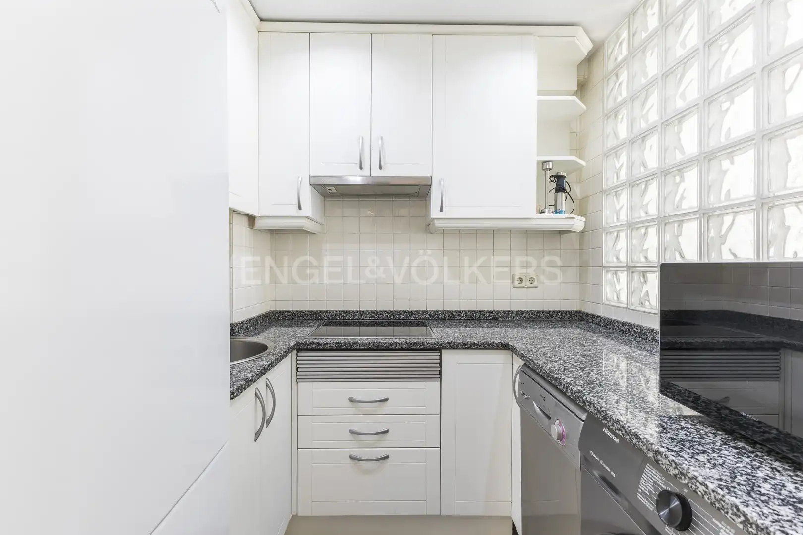 Cuina de Apartament en venda en Madrid amb Aire condicionat i Calefacció