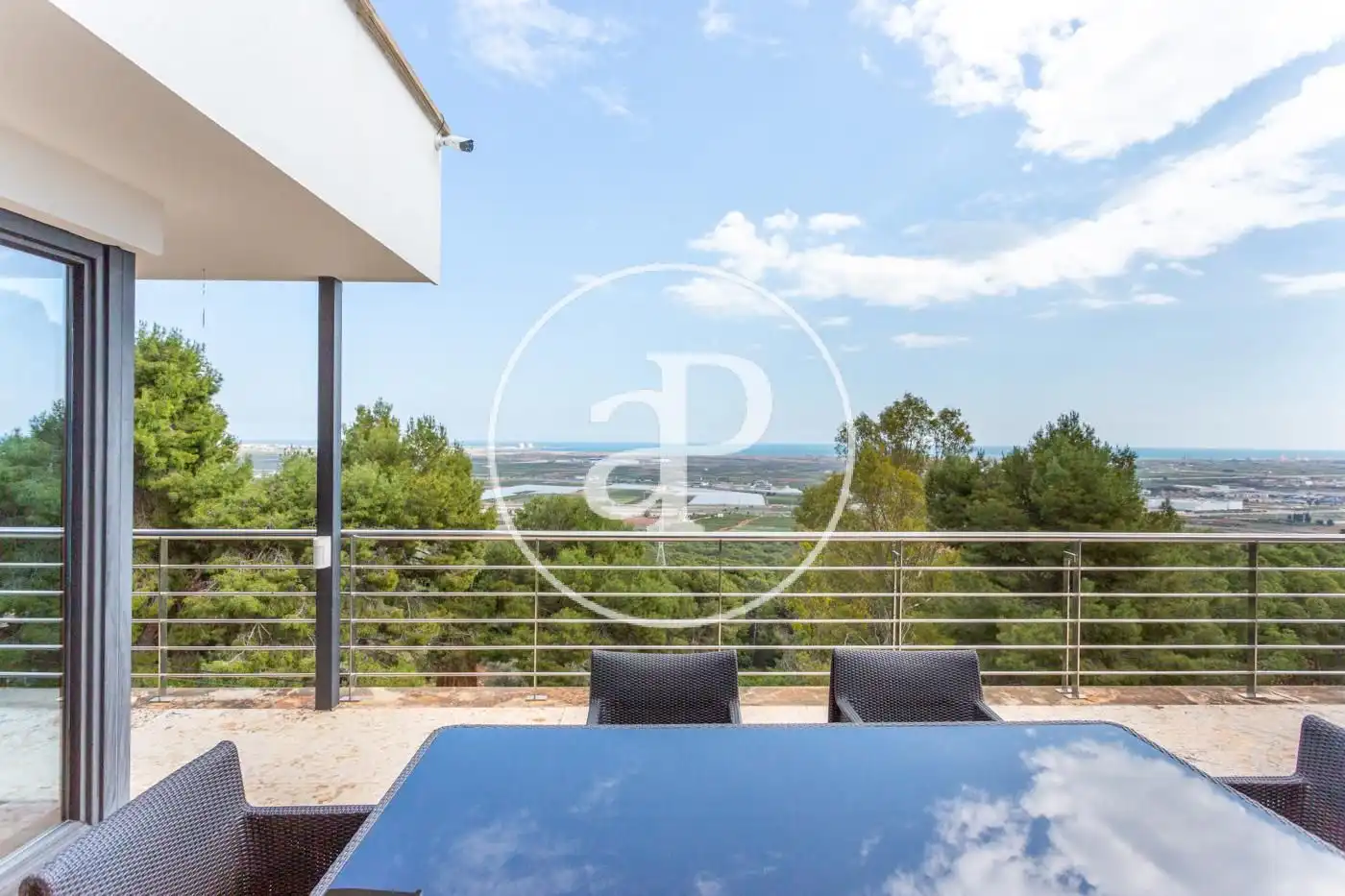 Terrassa de Casa o xalet en venda en Sagunto / Sagunt amb Aire condicionat, Calefacció i Jardí privat