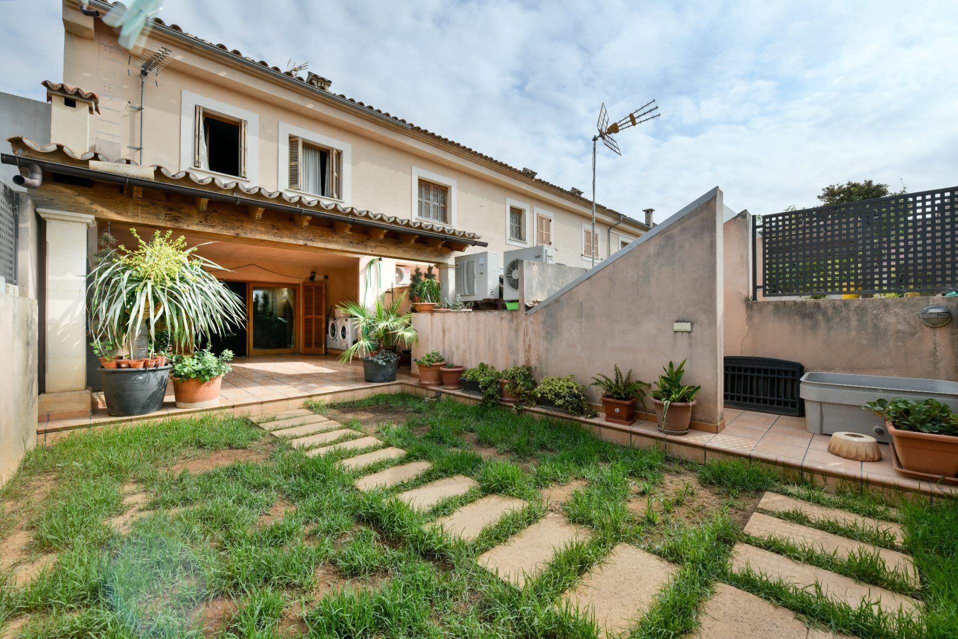 Jardí de Casa adosada en venda en Consell amb Jardí privat i Terrassa