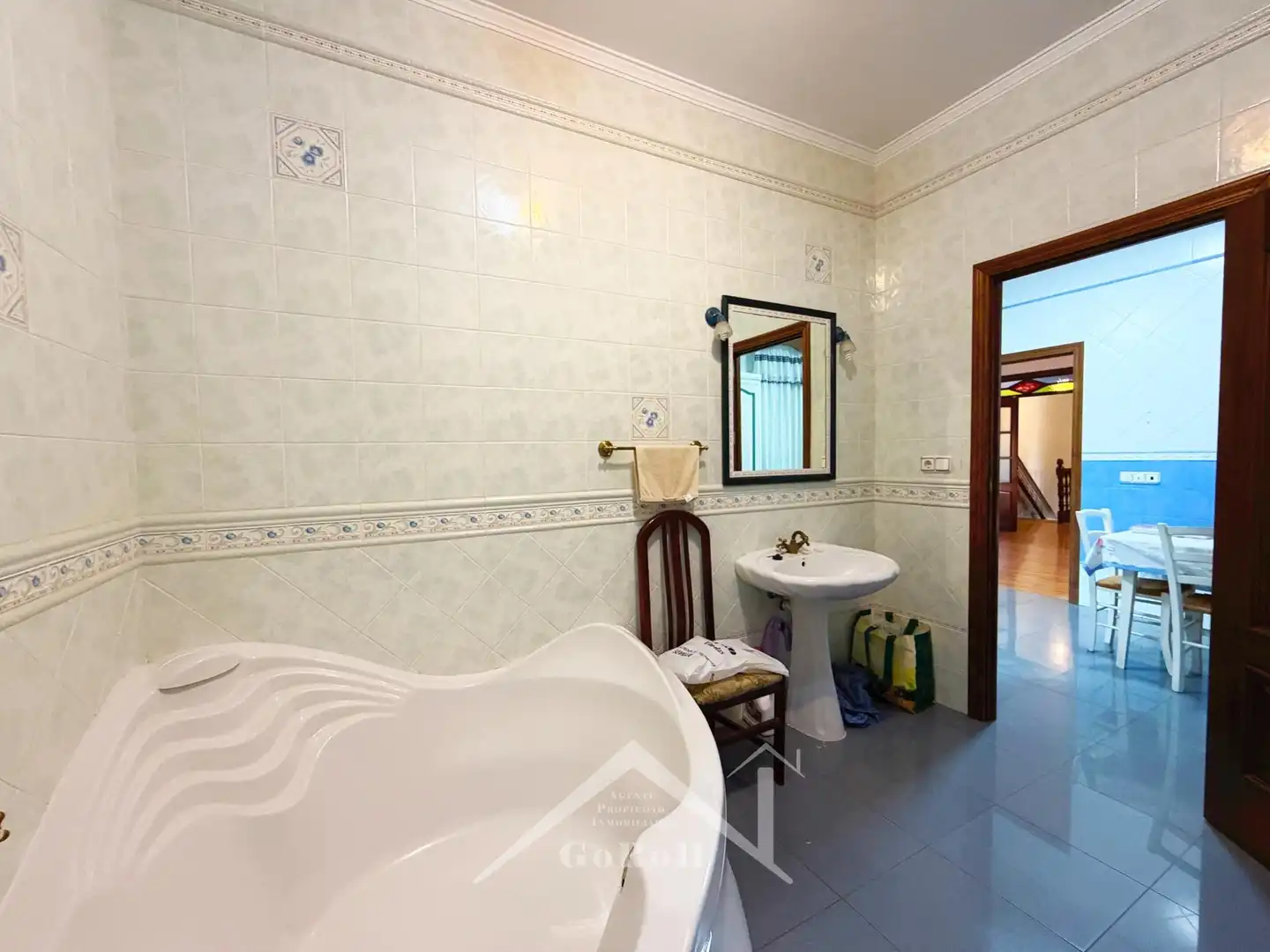 Baño de Edificio en venta en Almadén de la Plata, Sevilla