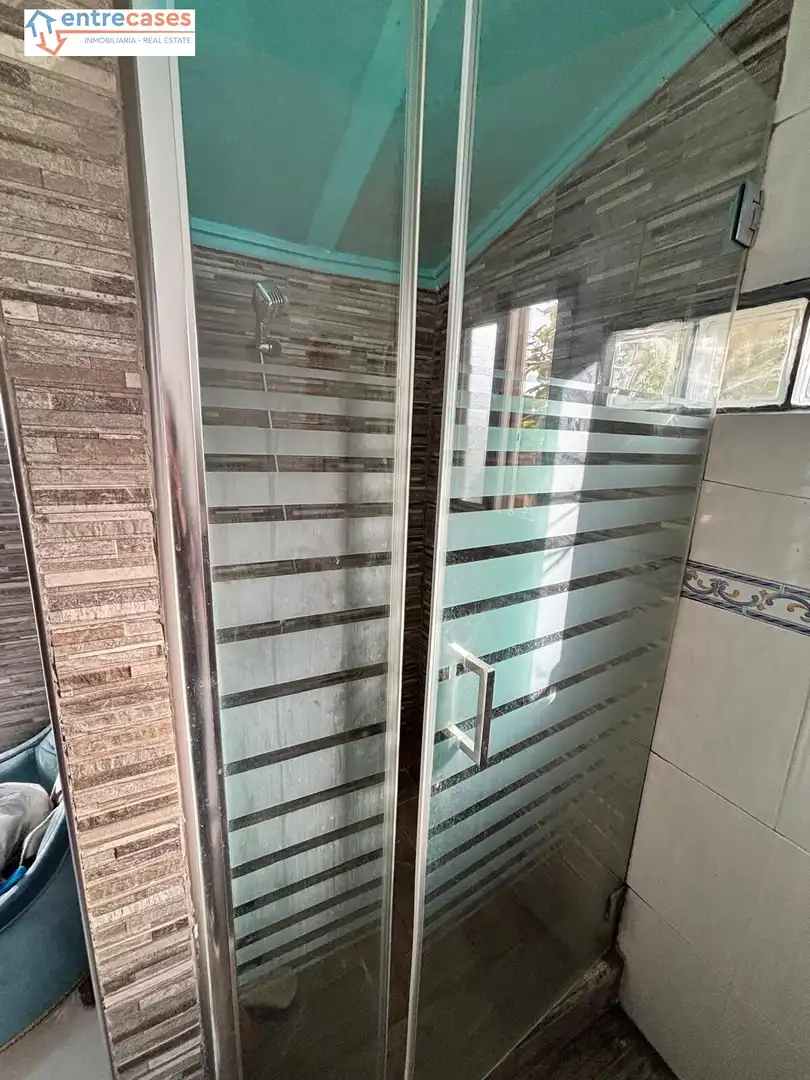 Bany de Finca rústica en venda en Sagunto / Sagunt amb Aire condicionat, Terrassa i Piscina