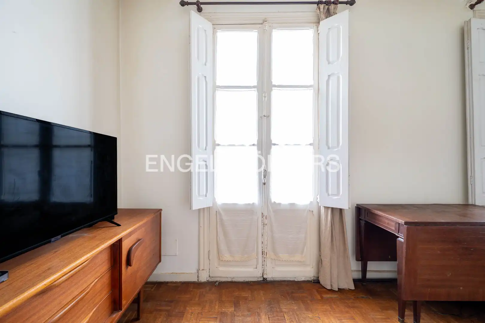 Sala de estar de Piso en venta en Donostia - San Sebastián  con Calefacción y Balcón