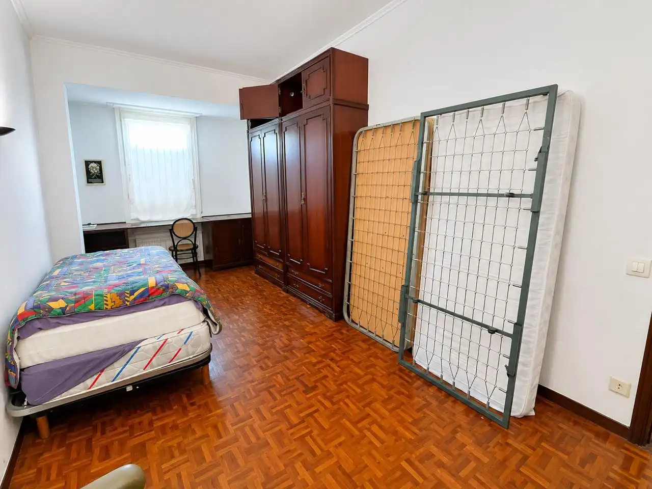 Dormitori de Pis en venda en Vitoria - Gasteiz amb Calefacció, Parquet i Terrassa