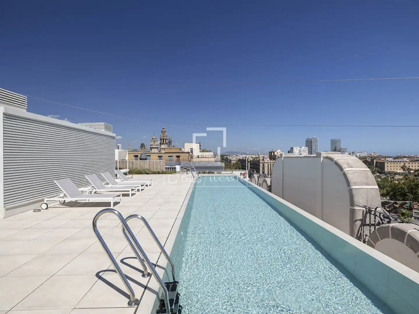 Piscina de Loft de alquiler en Barcelona con Aire acondicionado, Calefacción y Parquet