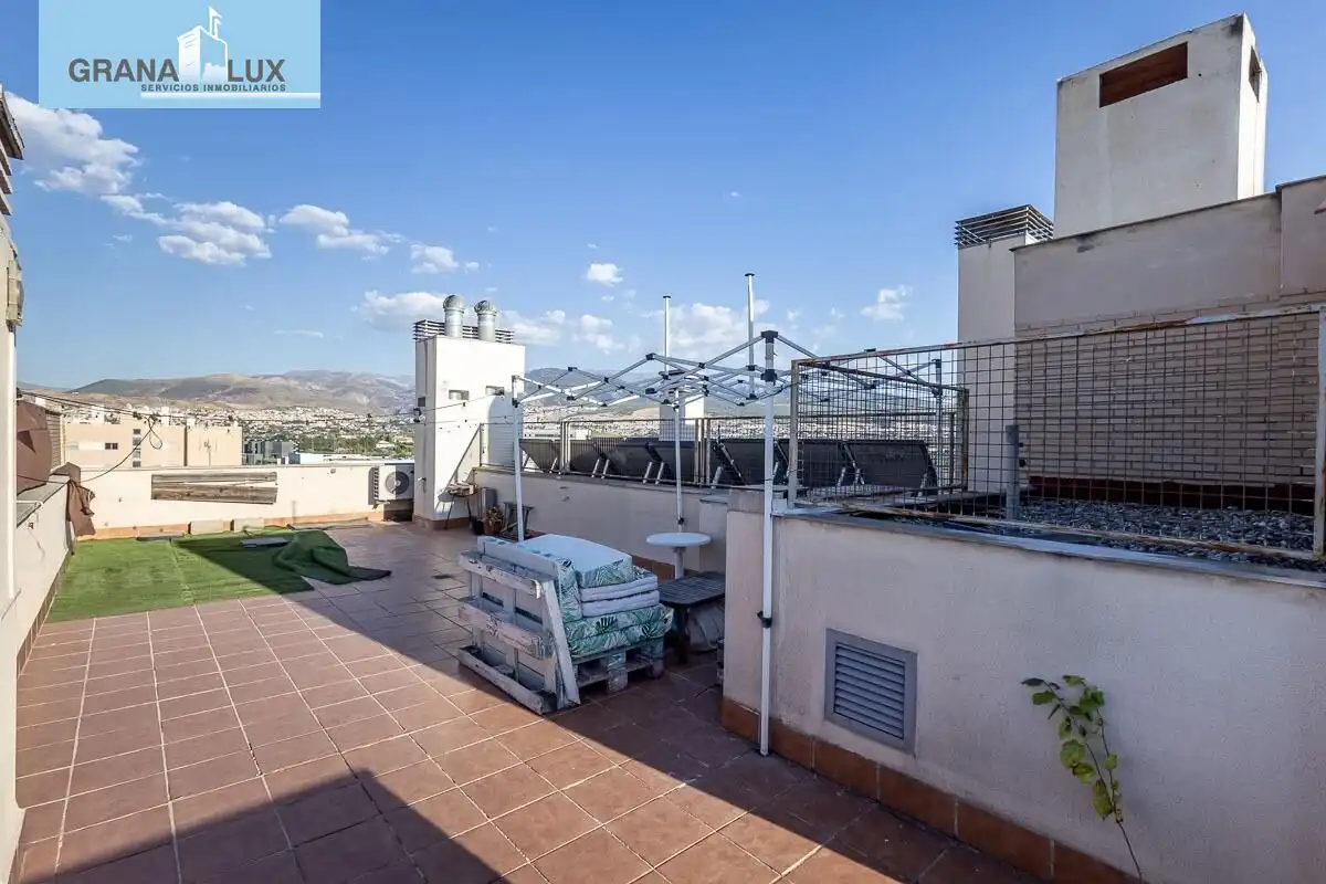Penthouse with pool for sale in Avenida de la Ilustración, imagen 3
