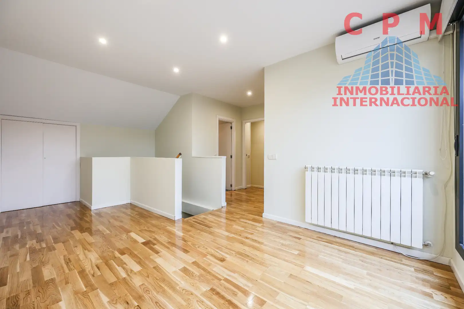 Duplexes for rent in  Madrid Capital  with Air Conditioner, Heating and Parquet flooring