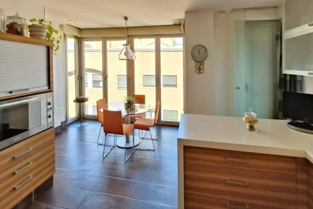 Esszimmer von Dachboden zum Verkauf in Elche / Elx mit Terrasse