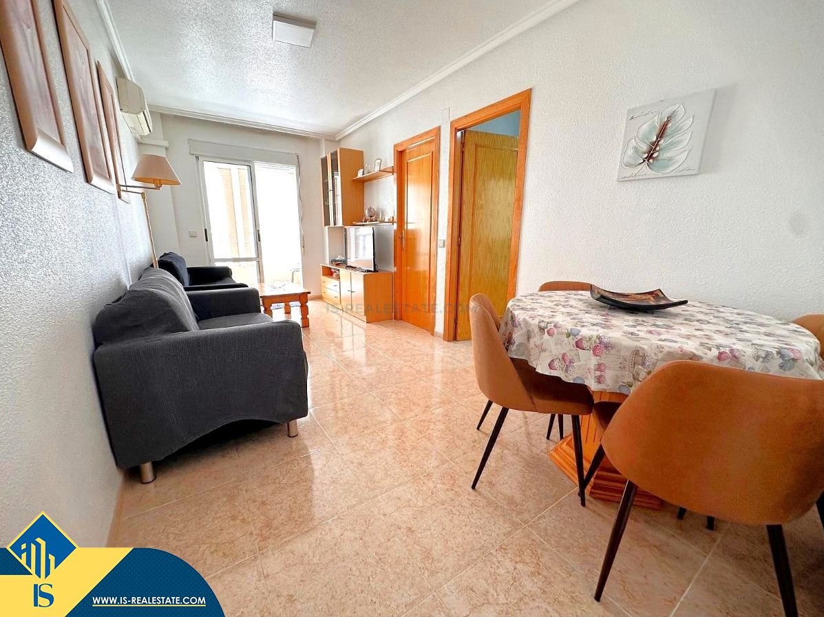 Vista exterior de Apartament en venda en Torrevieja amb Aire condicionat, Calefacció i Terrassa