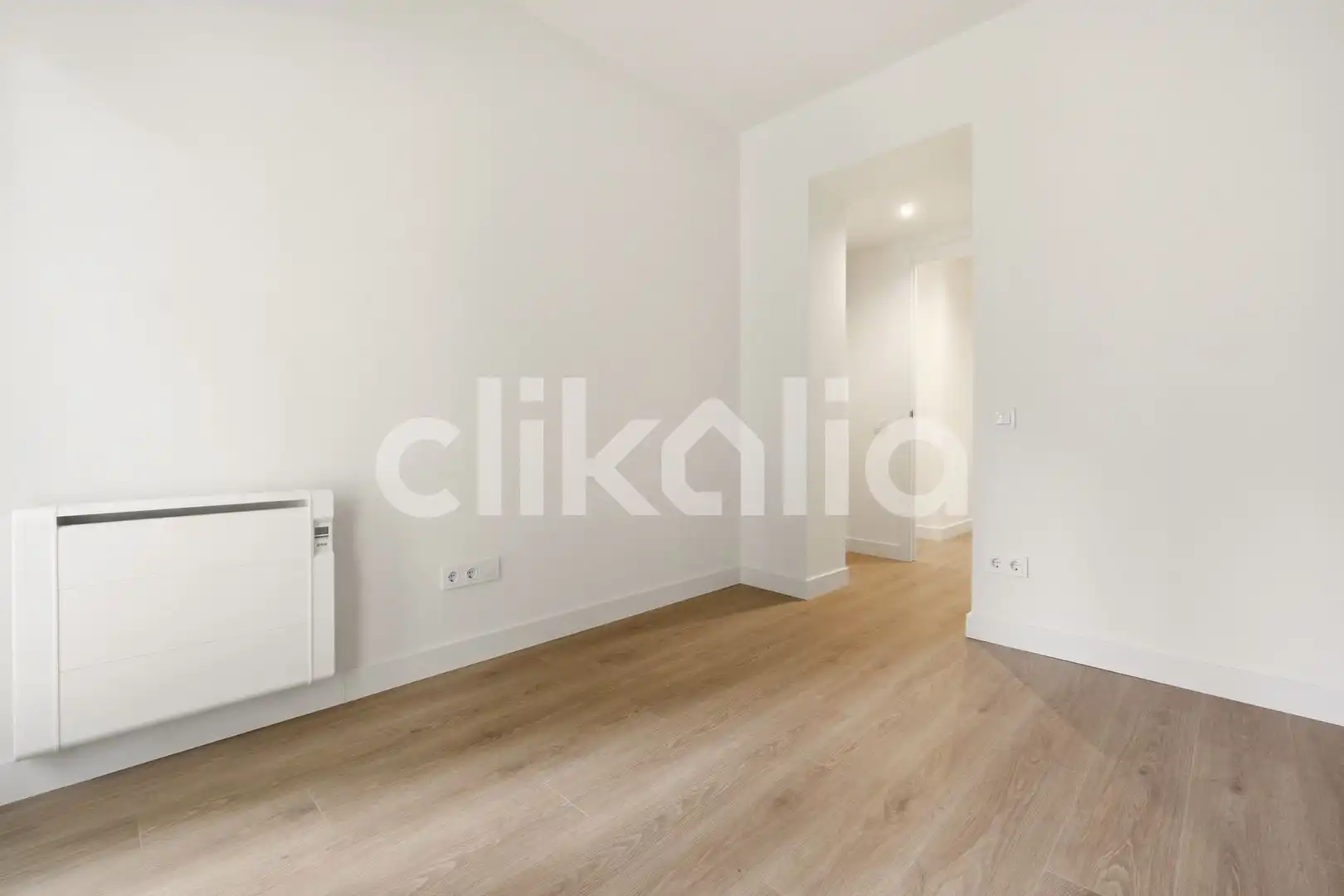 Schlafzimmer von Wohnung zum Verkauf in Madrid mit Klimaanlage, Heizung und Terrasse