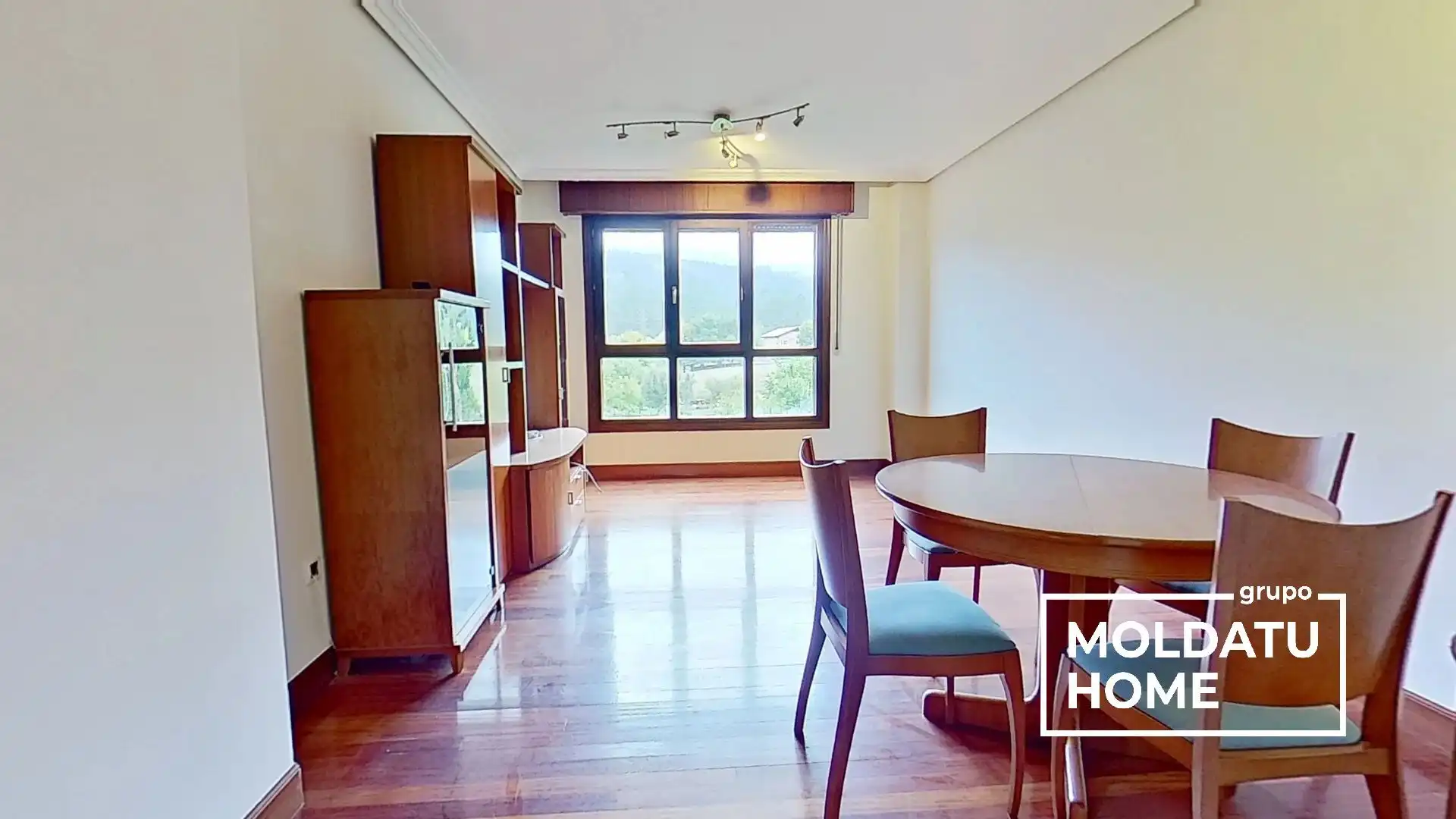 Flat with lift for sale in Lemoa