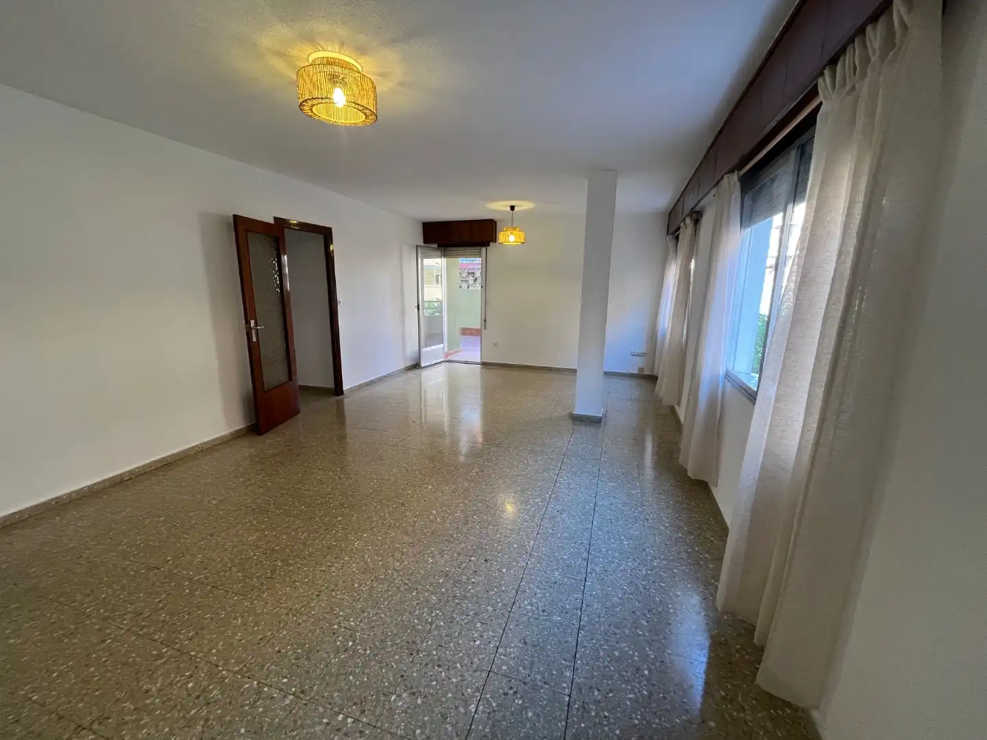 Wohnzimmer von Wohnung zur Miete in Dénia mit Terrasse, Möbliert und Ofen