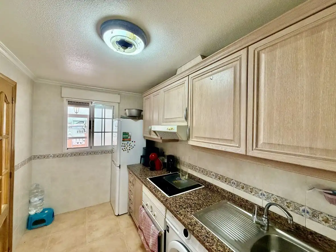 Cocina de Casa o chalet en venta en Santa Pola con Aire acondicionado, Calefacción y Terraza