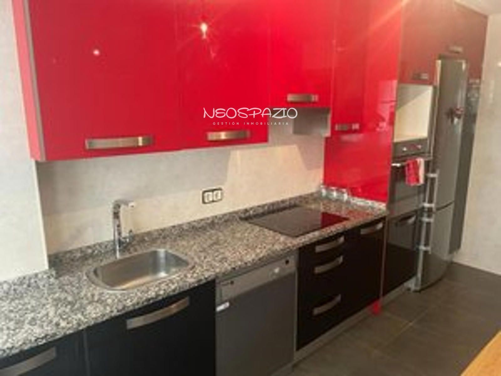 Kitchen of Flat to rent in Lugo Capital  with Heating and Furnished