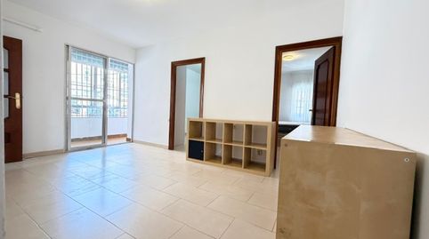 Foto 3 de Piso en venta en Calle de Centenera, Pueblo Nuevo, Madrid Capital