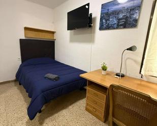 Bedroom of Flat to share in Cornellà de Llobregat  with Air Conditioner and Terrace