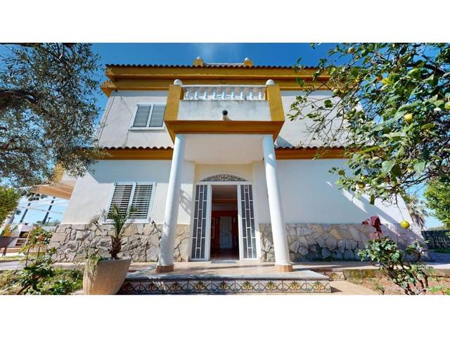 Casa-chalet en Venta en de Marco Polo 24 en El Grao