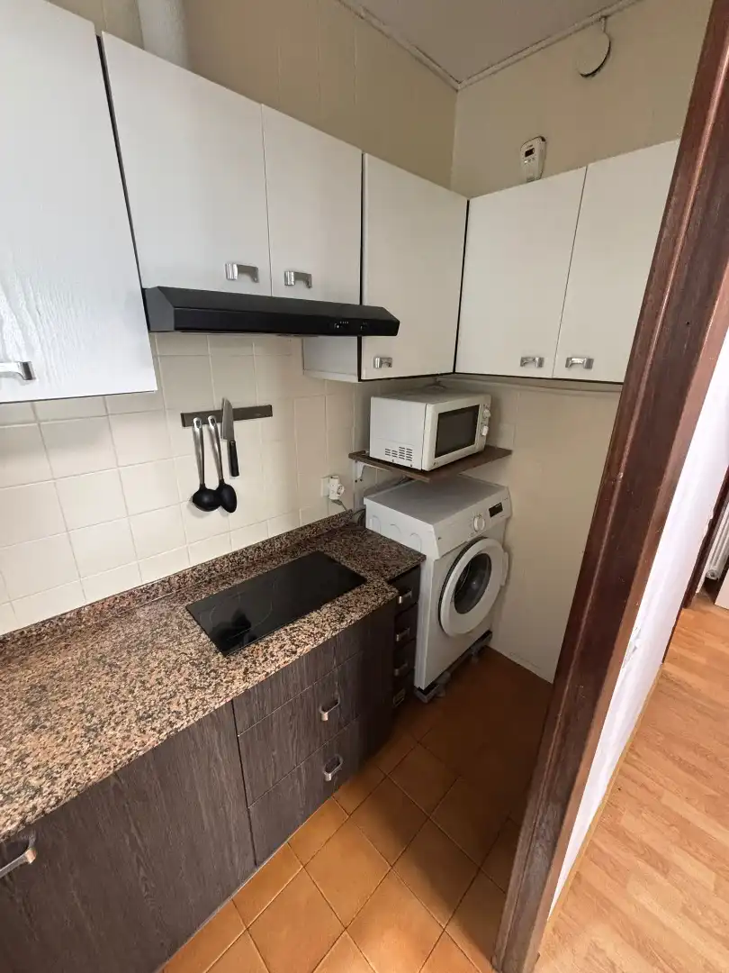 Cocina de Piso en venta en Barcelona con Aire acondicionado, Calefacción y Horno