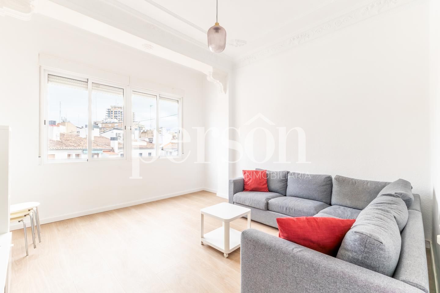 Living room of Flat to rent in  Valencia Capital  with Air Conditioner, Heating and Furnished