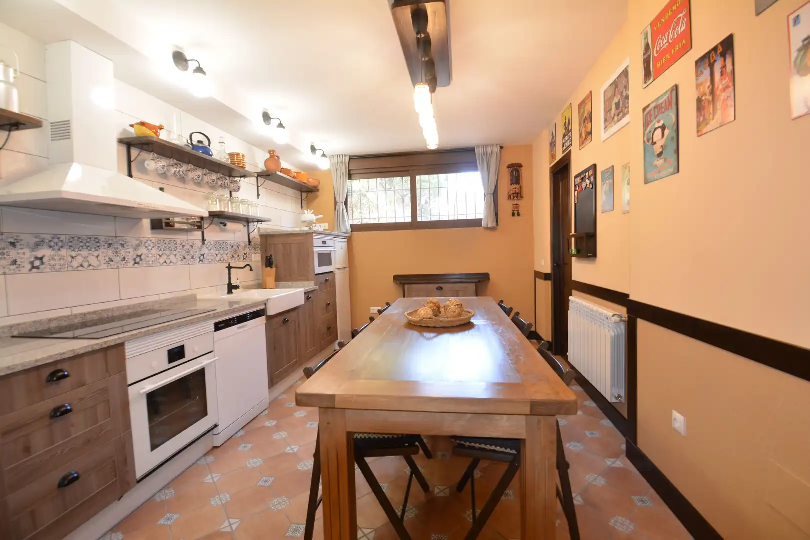 Küche von Country house zum Verkauf in Robledillo de Mohernando mit Klimaanlage, Privatgarten und Terrasse