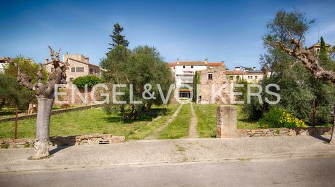 Casa de pueblo con jardín en Darnius, imagen 2