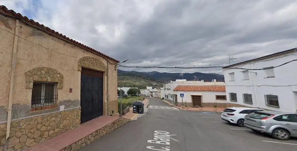 Vista exterior de Local en venta en Gijón 