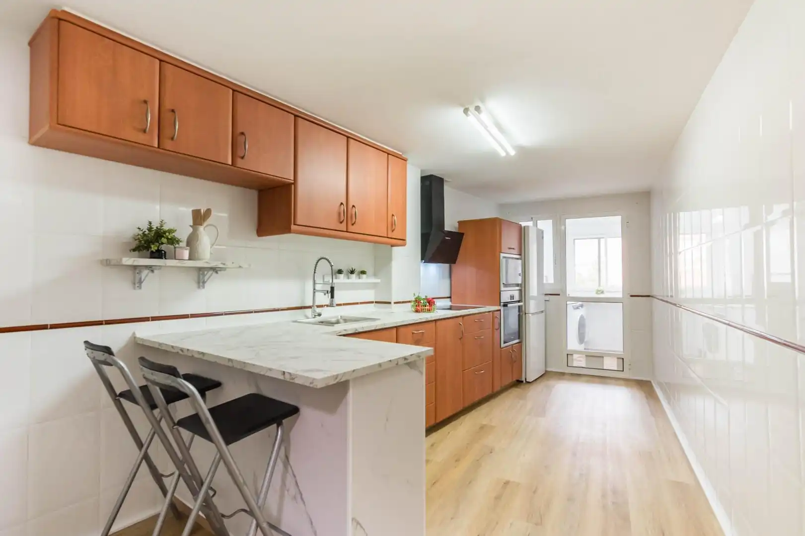 Küche von Wohnung zum Verkauf in Santomera mit Klimaanlage, Privatgarten und Abstellraum